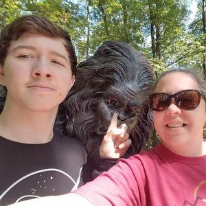 Meet your Posher, Elizabeth